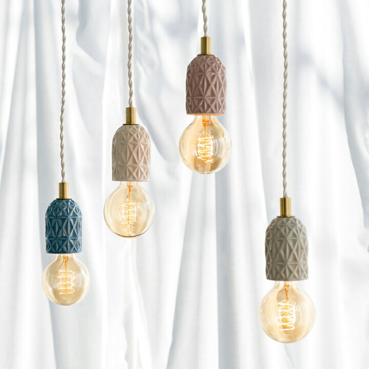 楽天市場 クーポンで3 Off 11 11迄 ペンダントライト 1灯 クルール 天井照明 照明器具 北欧 シンプル 寝室 リビング用 居間用 ダイニング用 食卓用 電気 おしゃれ ペンダント ナチュラル 間接照明 かわいい 階段 子供部屋 内玄関 内 玄関 おしゃれ照明 インテリアと