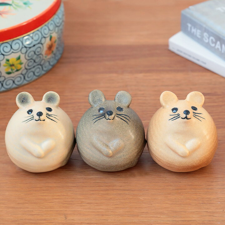 楽天市場 Lisa Larson 3匹のねずみ リサラーソン オブジェ 陶器 動物 かわいい 可愛い 雑貨 鼠 インテリア 玄関 子供部屋 キッズ 北欧 北欧雑貨 おしゃれ おもちゃ 飾り 誕生日 新婚 出産祝い 女性 プレゼント 干支 結婚祝い 敬老の日 インテリアと雑貨のお店 モリーフ