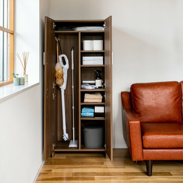 楽天市場 クーポンで300円off 11 22 27迄 掃除用具収納クローゼット 掃除収納 収納家具 収納庫 掃除道具 用具入れ 扉付き クローゼット ルームクリーン 収納ラック 掃除機 ほうき モップ 雑巾 バケツ 脚立 清掃用品 掃除用品 おしゃれ リビング 洗面所 玄関