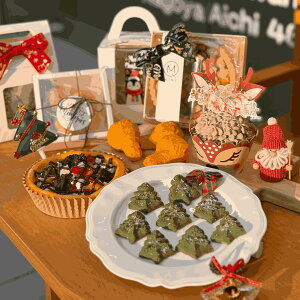 ybĝ߂̃NX}XZbg ( `L NbL[ sU JbvP[L ) hbOt[h P[L  P[L   ybgt[h ̂ f Y  _炩   F 