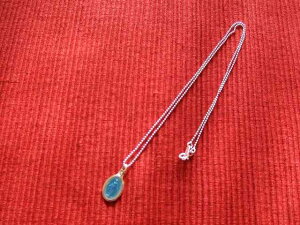 �t�����X�@�p���@��Ղ̋���iChapelle Notre-Dame de la Medaille Miraculeuse�j�@�K���̕s�v�c�̃u���[�̐���}���A���_�C�̃y���_���g10P03Dec16