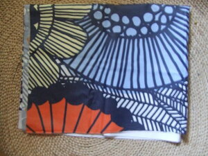 k@tBhMarimekko(}bRjVThick Cotton FabricitBh@}bRjinjiMONAj{