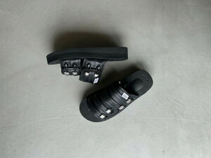 �_�S�i�G���g���[�Ń|�C���g10�{�^ TOGA × SUICOKE�y�g�[�K×�X�C�R�b�N�z SUICOKE MURA BLACK (TC241-AJ511) �T���_�� �R���{