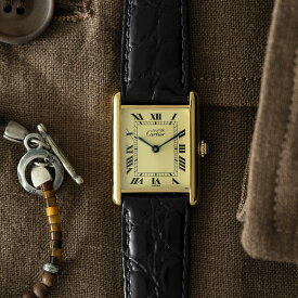 【中古】カルティエ マストタンク Cartier Must de Tank マスト ドゥ タンク LM 590005 腕時計 ローマン ダイヤル イエロー ホールマーク刻印 HIRSCH ヒルシュ 新品ストラップ付属 ヴィンテージ ウォッチ 時計 クオーツ 電池 メンズ ユニセックス 美品 OH済【非防水】