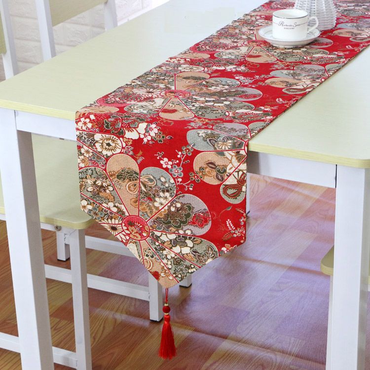 テーブルランナー 菊の花のモチーフ 和柄 伝統柄 タッセル付き (小 32×180cm) 【送料無料】 | モノッコ