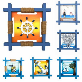 壁掛けオブジェ マリン風デザイン 爽やか ライトブルーの木枠 舵輪 鳥 イカリ 子供と船 ヤシの木とヨット サンゴ