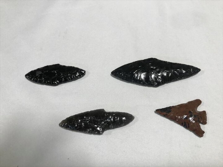 黒曜石やじり 黒曜石やりポイント レプリカ ２点セット 矢じり ガラス質火山岩 モノ教材 実物教材 社会科 お取り寄せ