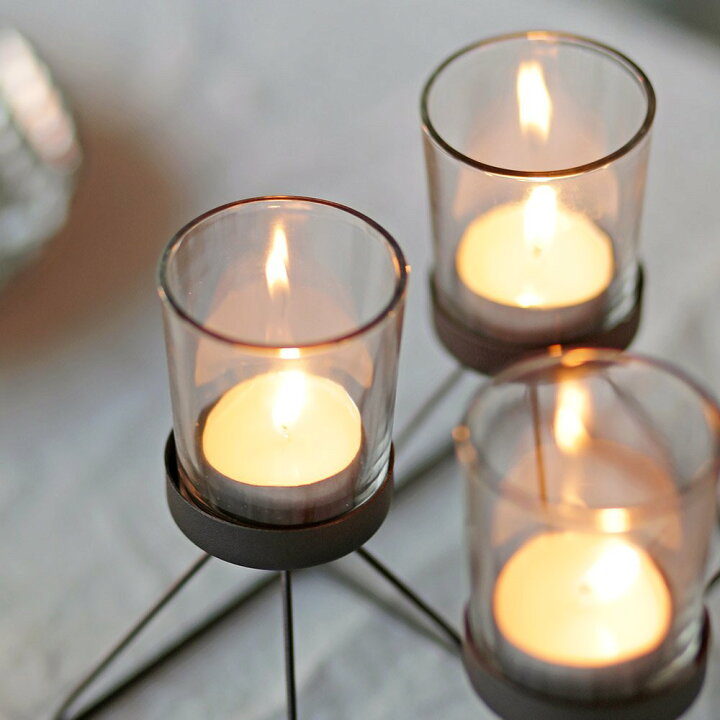 高い素材 ルームアンドホーム ろうそく立て キャンドルホルダー ピラミッド 4個 ブラック 18 18 14 5cm Edilcoscale It