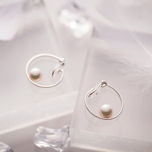 t[v p[ CO ^ Bliss p[ CO K18WG fB[X 18 DES0504BLISS000000 [[x Moon Label