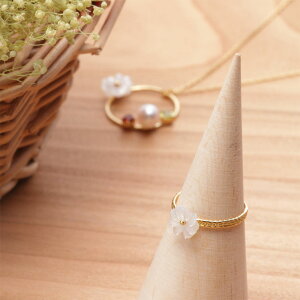 p[ O w Floral O K18 fB[X 18 DES0202BOQ-W1000 [[x Moon Label