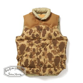 【返品交換送料無料】Rocky Mountain Featherbed（ロッキーマウンテンフェザーベッド）DOWN VEST HUNTER CAMO（ダウンベスト ハンターカモ）25AW ダウンベスト ウエスタンスタイル クラシック アウトドア カモ柄 ダックハンター柄 フロッグスキン 700FP