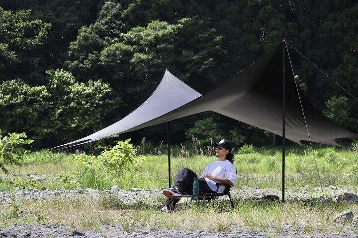 人気商品】ワンアクション タープ 【高遮光ブラックコーティング】ワンタッチタープテント UP セール 紫外線カット+UVカット｜高耐水加工｜スチールフレーム強化[3.0m｜アイボリー｜サイドシート1枚付属]  SOLO SOLO UP 【高遮光ブラックコーティング】ワンタッチタープテント ワンアクション タープ 紫外線カット+UVカット｜高耐水加工｜