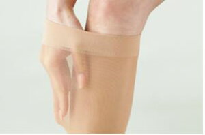 弾性ストッキング 下肢静脈瘤の通販 価格比較 価格 Com