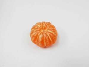【 マグネット ミカン丸・皮なし 】 日本製 小物 食品サンプル おもしろ プレゼント かわいい おしゃれ ハンドメイド ポーチ バッグ 模型 フェイクフード フード 食べ物 パーツ 撮影 ぬい撮