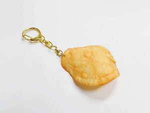 【 キーホルダー ポテトチップス:コンソメ 】 日本製 小物 食品サンプル おもしろ プレゼント かわいい おしゃれ ハンドメイド ポーチ バッグ 模型 フェイクフード フード 食べ物 パーツ 撮