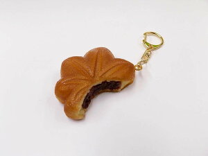 食品サンプル キーホルダー もみじ饅頭割れ