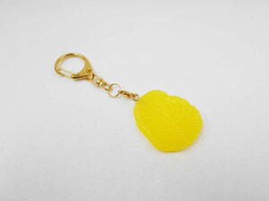【 キーホルダー たくあん 】 日本製 小物 食品サンプル おもしろ プレゼント かわいい おしゃれ ハンドメイド ポーチ バッグ 模型 フェイクフード フード 食べ物 パーツ 撮影 ぬい撮 ユニー