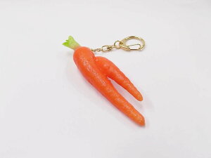 【 キーホルダー 人参・二股 】 日本製 小物 食品サンプル おもしろ プレゼント かわいい おしゃれ ハンドメイド ポーチ バッグ 模型 フェイクフード フード 食べ物 パーツ 撮影 ぬい撮 ユニ