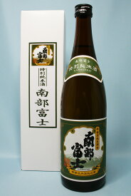 桜顔の特別純米酒「南部富士」 720ml（箱入）『酒』