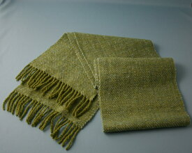 ロングマフラー（黄緑グリーン系）ホームスパン（箱付）　みちのくあかね会