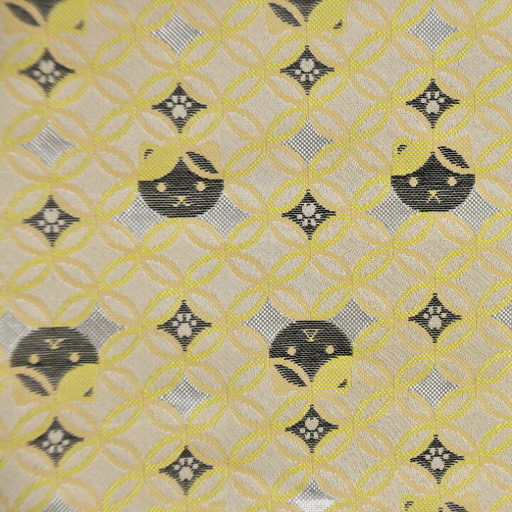 楽天市場 本日全品ポイント5倍 金襴 生地 和柄 はぎれ 西陣織 J 不織布貼り無し 七宝文様に猫 動物柄 猫柄 可愛い 銀箔 シルバー 金襴織物 京都 幅70cm 長さ最低30cmからの販売 切り売り カットクロス 金襴布 端切れ 通販 西陣織元 もりさん