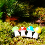 小さなキノコ 高さ1.2cm 全4色 ミニチュア ジオラマ 模型 苔テラリウム フィギュア 置物 オブジェ テラリ…
