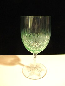 【英国ヴィクトリアンアンティーク】　ハンドメイドのウランガラスのワイングラス