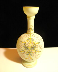 【英国　ヴィクトリアン・アンティーク　ウランガラス】　背の高い一輪挿しの花瓶
