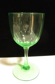 【英国アンティーク】　アールデコ期のウランガラスのワイングラス