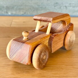 【DEBRESKA社 ／北欧のリムジン】 木のおもちゃ 車 デブレスカ社 くるま 天然木 自然木 白木 スウェーデン ごっこ プレゼント 北欧 ベビー 0歳 1歳 2歳 女の子 男の子 誕生日 知育玩具 ギフト 出産祝い インテリア