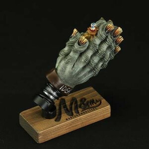 ObY GOODS@J[pi _bV{[hANZT[@PRAY OR NOT - Dashboard Accessory /Gargoylr Black@MMS-CA009