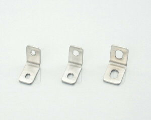 �݌ɗL�� KITACO �L�^�R ���j�o�[�T���X�e�[L�^90°SUS70mm 2.5mm�� M6�{���g�p/2PLCS 0900-529-20601