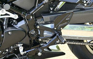 STRIKER �X�g���C�J�[ FORTI �X�e�b�v�L�b�g �V���o�[ Z900RS�^CAFE 18-23(2BL�^8BL) �V���o�[ SS-FT2158S