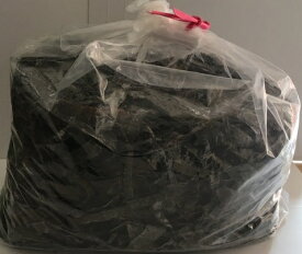 【天然】道南産 真昆布 耳昆布 1kg 【昆布 だし昆布 出し昆布 みみ昆布 切れ端 業務用 天然真昆布 出汁昆布 こんぶ 和食 国産 北海道産 黒耳 函館産【送料込み】
