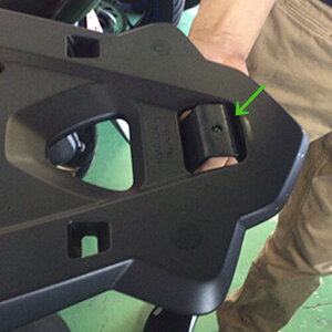 YAMAHA���� ���}�n Q5KYSK001P79 ���[�����}�n�g�b�v�P�[�X30L ��t�A�^�b�`�����g MT-07 MT-09 TMAX530