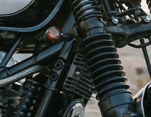 トライアンフ 空冷ツインボンネビルSE/スピリット/スクランブラー900/スラクストン900 レギュレーター ホーン 移設 ブラケット ステー タマリット