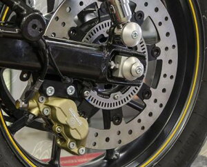 Free Spirits Brembo ALp[ fBXN[^[ AbvO[hLbg