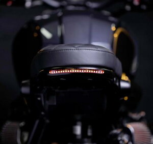 BMW RnineT �V�[�g �e�[�����C�g & �E�C���J�[ �T�u�t���[���L�b�g �u���b�N FCR�I���W�i��