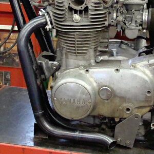 }n XS650 }t[ "Hot Rod" PANDEMONIUM TCuX