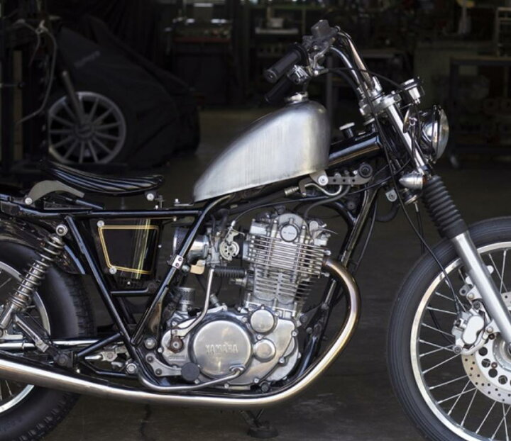 楽天市場】ヤマハ SR400/500 スポーツスタータンクキット ハイマウント 