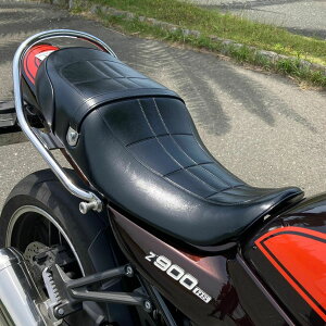 ★エントリーでポイント10倍★Z900RS/CAFE 18-25 Gシリーズ ゲル入りローシート Z2パターン (艶有りブラック) 茗荷シート