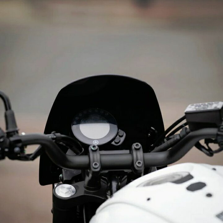 楽天市場】トライアンフ 水冷 スラクストン1200 スクリーン クラシック 