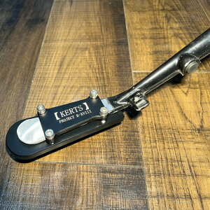 BMW R18 GETA �T�C�h�X�^���h�v���[�g KERTS