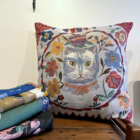 Nathalie Lete ナタリー・レテ Cushion cover クッションカバー　ナタリーレテ　511371　インテリア 模様替え レトロ 可愛い 個性的 アニマル 動物 人形