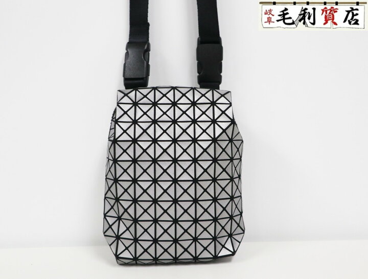 楽天市場】ISSEY MIYAKE イッセイミヤケ BAO BAO バオ バオ BEETLE 