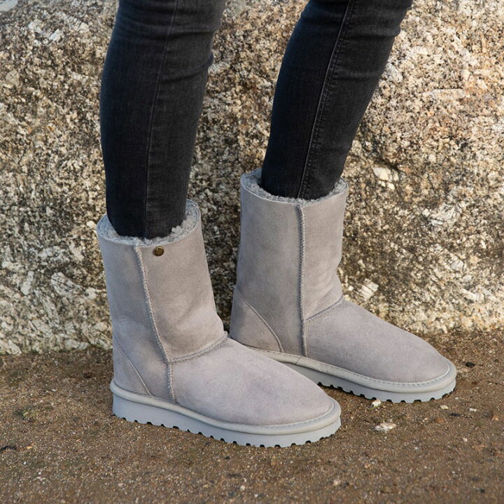 正規品UGGムートンブーツクラッシックショートⅡ ブラック23センチ Celtic ムートンブーツ　ムートンの最高峰！