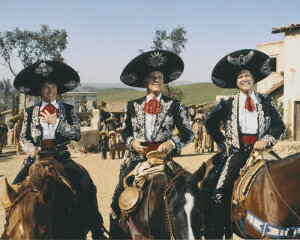�T�{�e���u���U�[�X !Three Amigos! Steve Martin Chevy Chase Martin Short �f�� �ʐ^ �A���i 8x10�C���`�T�C�Y ��20.3x25.4cm.
