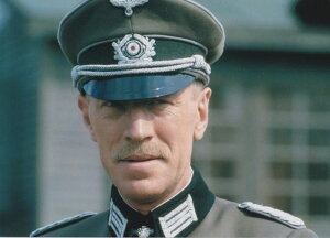 2L�T�C�Y�ʐ^ �T�C�Y���� �����ւ̒E�o �}�b�N�X�t�H���V�h�[ Max von Sydow ��17.8 x 12.6cm �A��