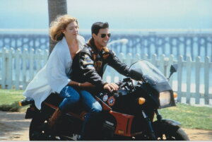 nKLTCY gbvK gN[Y P[}NMX Top Gun Tom Cruise@Kelly McGillis 15.8 x10.1cm@A@ʐ^