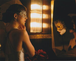 tBteBVFCY_[J[ Fifty Shades Darker _R^W\ Dakota Johnson f@ʐ^@Ai@8x10C`TCY@20.3x25.4cm.